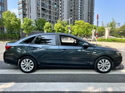 Buick Excelle 2021, 70000 км, за 5709.13 USD