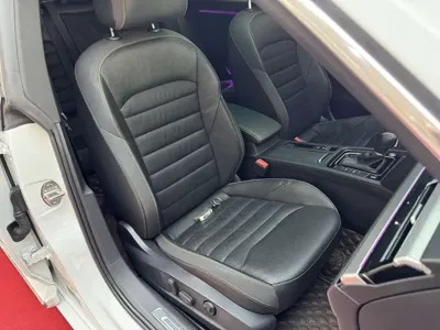 Volkswagen CC 2022, 45599 км, за 19422.81 USD - фото 23