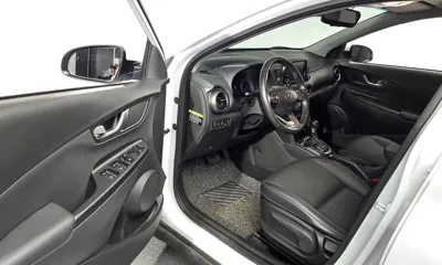 Hyundai Kona 2020, 29210 км, за 10371.54 USD - фото 10