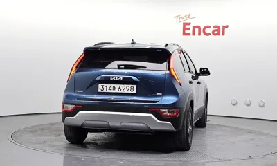Kia Niro 2022, 70252 км, за 13095.71 USD