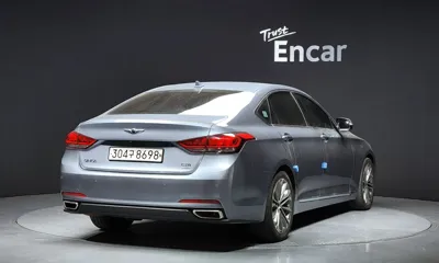 Hyundai Genesis 2014, 100162 км, за 7345.77 USD