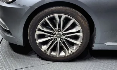 Hyundai Genesis 2014, 100162 км, за 7345.77 USD