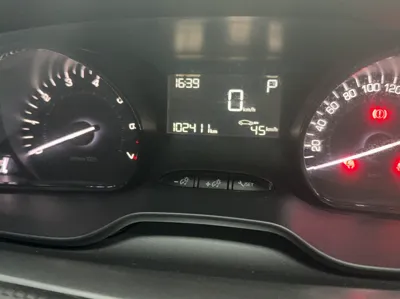 Peugeot 2008 2014, 102000 км, за 5249 USD - фото 10