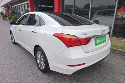Hyundai Mistra 2014, 103300 км, за 6873 USD