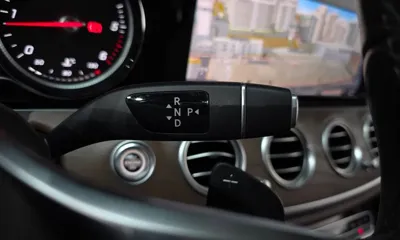Mercedes-Benz E-Class 2019, 80702 км, за 18087.35 USD - фото 9