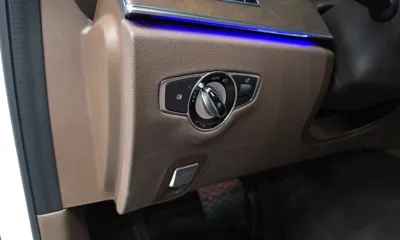 Mercedes-Benz E-Class 2019, 80702 км, за 18087.35 USD - фото 17