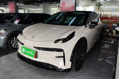 Zeekr X · 2023 год