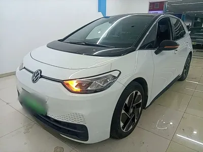 Volkswagen ID.3 2024, 51300 км, за 11977.4 USD