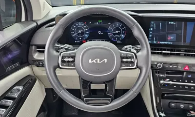 Kia Canival 2023, 48060 км, за 18475.17 USD - фото 13