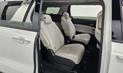 Kia Canival 2023, 48060 км, за 18475.17 USD - фото 26