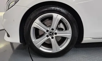 Mercedes-Benz E-Class 2018, 82262 км, за 13881.55 USD
