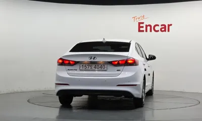Hyundai Avante 2017, 38360 км, за 7155.87 USD