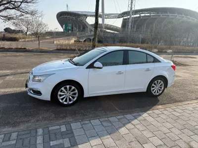 ChevroletGMDaewoo Cruze 2015, 112833 км, за 2363.14 USD