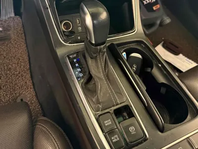 Hyundai Grandeur 2018, 215332 км, за 7351.03 USD