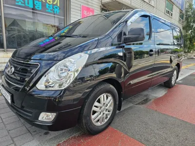 Hyundai Starex 2016, 159400 км, за 5197.77 USD