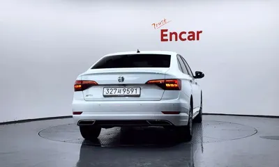 Volkswagen Jetta 2020, 107597 км, за 9536.97 USD