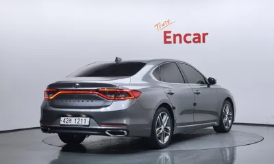 Hyundai Grandeur 2018, 188111 км, за 5339.58 USD