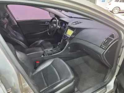 Hyundai Sonata 2012, 139849 км, за 2356.57 USD - фото 10