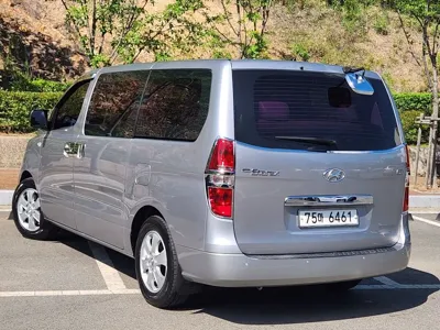 Hyundai Starex 2019, 135269 км, за 9765.48 USD