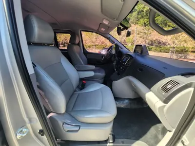 Hyundai Starex 2019, 135269 км, за 9765.48 USD - фото 13