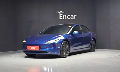 Tesla Model 3 · 2024 год