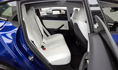 Tesla Model 3 2024, 32697 км, за 27647.7 USD - фото 12