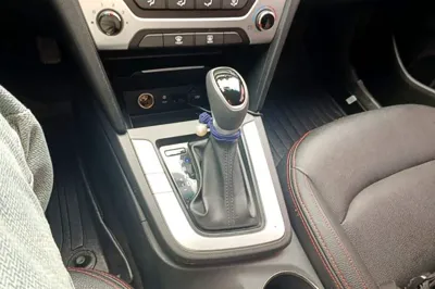 Hyundai Elantra (6th Generation 2016, 77200 км, за 6381 USD - фото 21