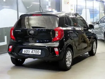 Kia Morning 2018, 137923 км, за 3872.92 USD