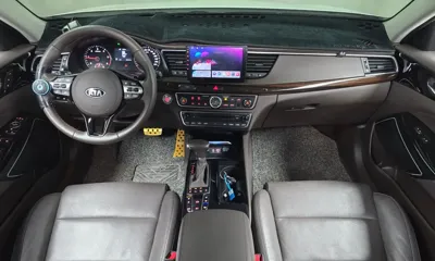 Kia K7 2018, 82975 км, за 9712.59 USD - фото 7