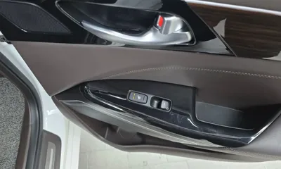 Kia K7 2018, 82975 км, за 9712.59 USD - фото 18