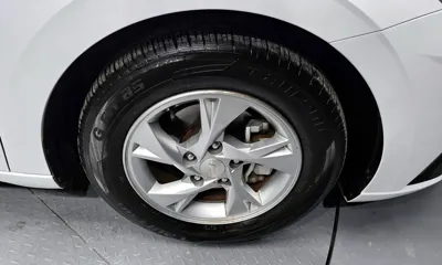 Hyundai Avante 2022, 117212 км, за 9471.19 USD
