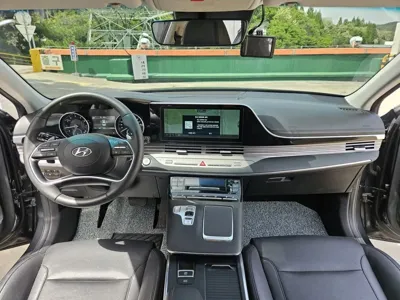 Hyundai Grandeur 2022, 111200 км, за 4351.79 USD - фото 7