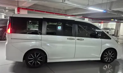 Honda Stepwgn 2016, 35000 км, за 25780.03 USD - фото 8