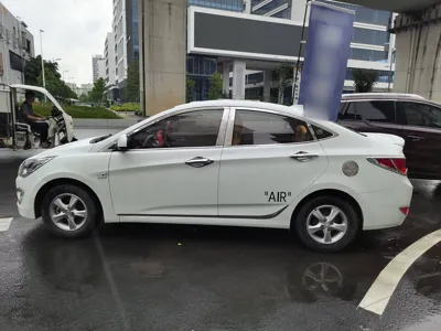Hyundai Verna (older generation) 2016, 95100 км, за 5448 USD
