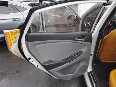 Hyundai Verna (older generation) 2016, 95100 км, за 5448 USD - фото 27