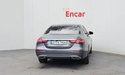 Mercedes-Benz E-Class 2021, 23271 км, за 28741.32 USD