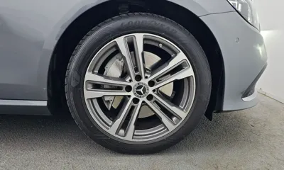 Mercedes-Benz E-Class 2021, 23271 км, за 28741.32 USD