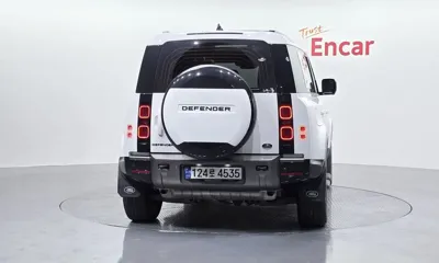 Land Rover Defender 2022, 47046 км, за 49487.94 USD