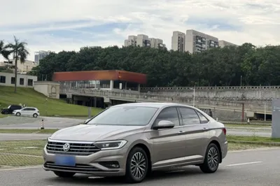 Volkswagen Sagitar · 2020 год
