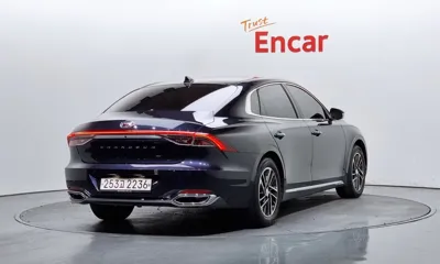 Hyundai Grandeur 2020, 79259 км, за 14582.23 USD