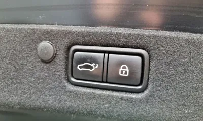 Hyundai Grandeur 2020, 79259 км, за 14582.23 USD - фото 20