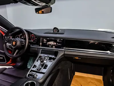 Porsche Panamera 2021, 36600 км, за 92405.51 USD - фото 33