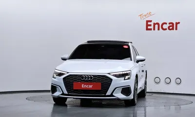 Audi A3 2023, 35809 км, за 16570.23 USD