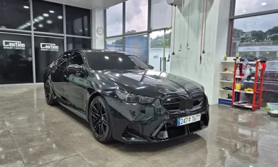 BMW M5 · 2025 год
