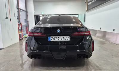 BMW M5 2025, 8784 км, за 113889.39 USD