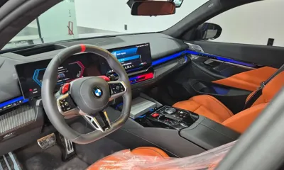 BMW M5 2025, 8784 км, за 113889.39 USD - фото 9