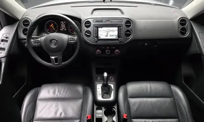 Volkswagen Tiguan 2015, 100308 км, за 5222.11 USD - фото 7
