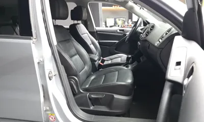 Volkswagen Tiguan 2015, 100308 км, за 5222.11 USD - фото 11