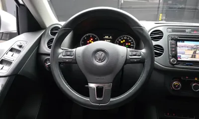 Volkswagen Tiguan 2015, 100308 км, за 5222.11 USD - фото 13
