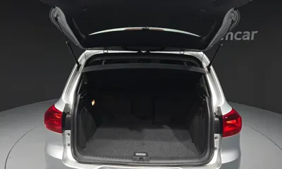 Volkswagen Tiguan 2015, 100308 км, за 5222.11 USD - фото 20